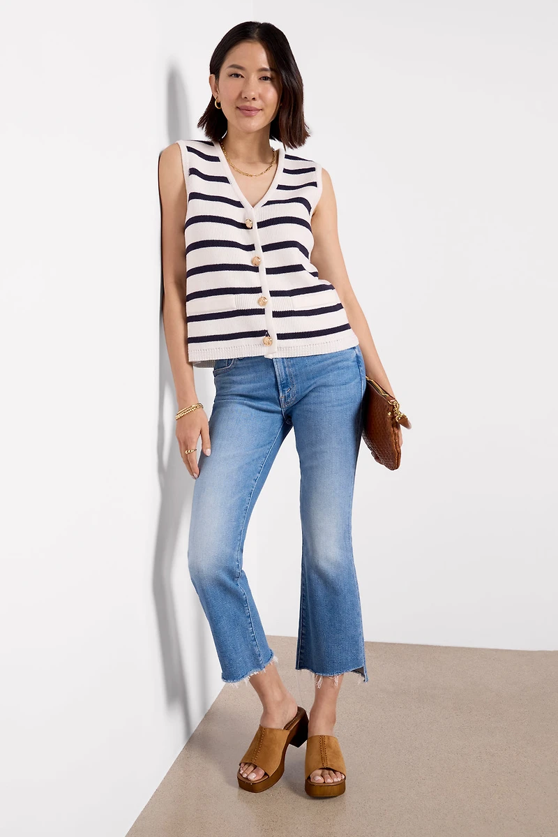 Petite Lil Insider Crop Step Fray