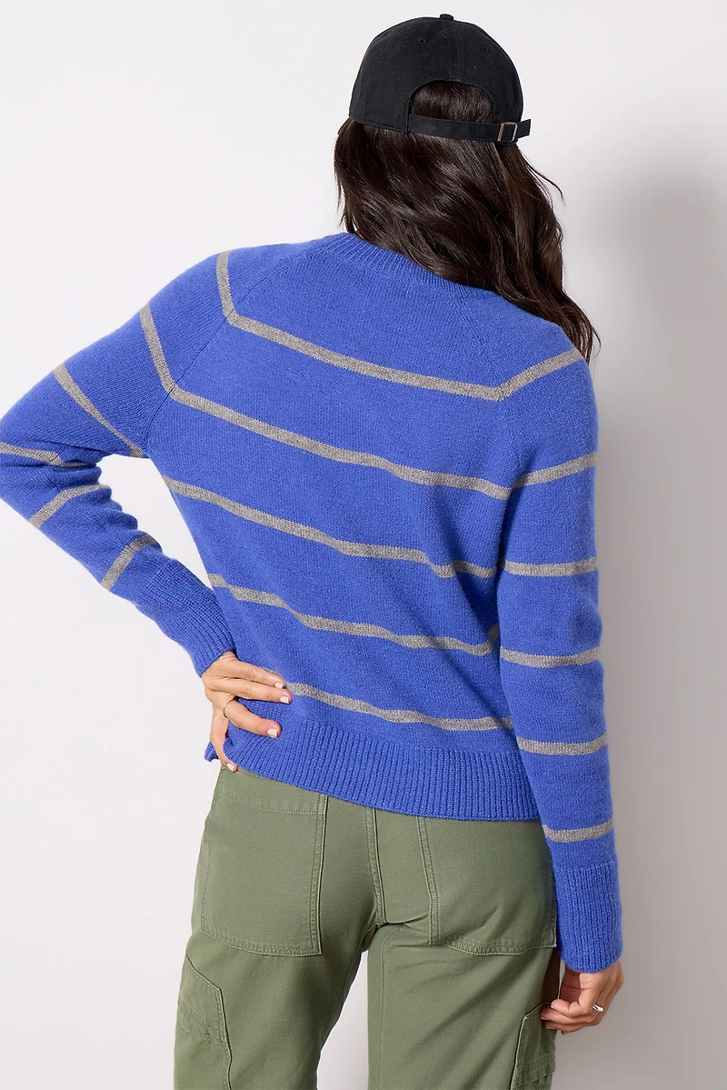 Thea Crew Pullover