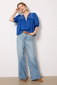 Embroidered Puff Isla Top