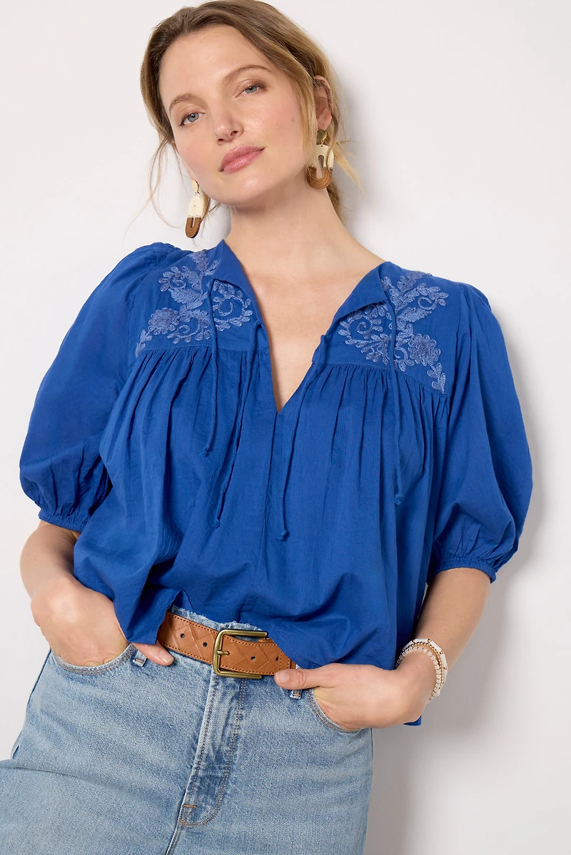 Embroidered Puff Isla Top