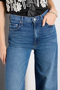 The Undercover Sneak