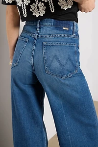 The Undercover Sneak