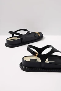 Stefan Sandal