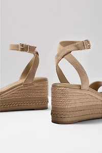 Lilla Wedge Sandal