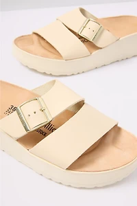 Almina Sandal