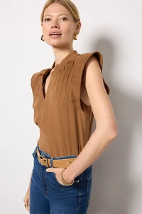 Nell Flutter Top