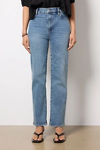 Le Sleek Straight