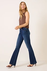 Ana Bootcut Jean
