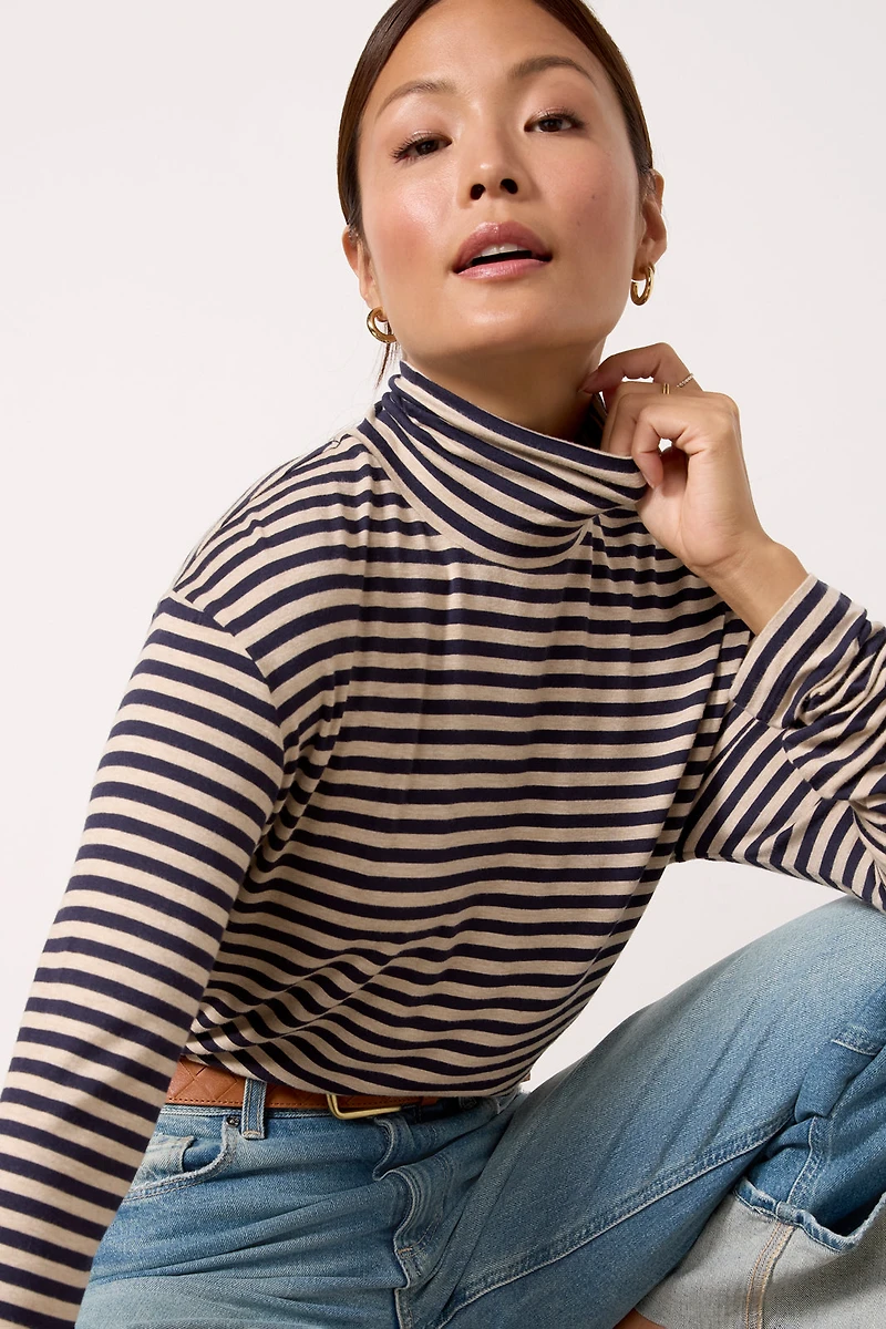 Alexandra Turtleneck