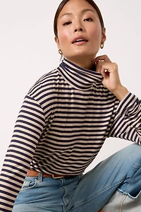 Alexandra Turtleneck