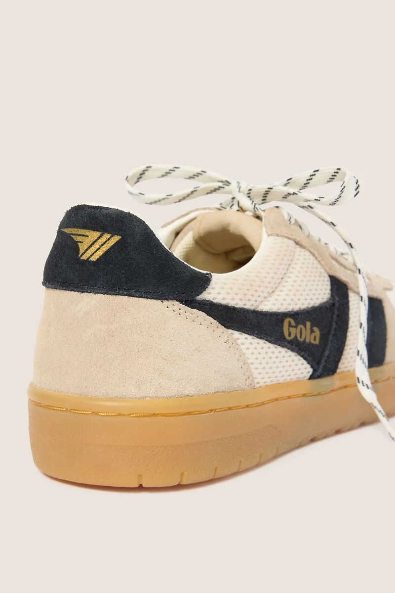 Hawk Sneaker