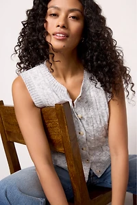 Anaya Cable Vest