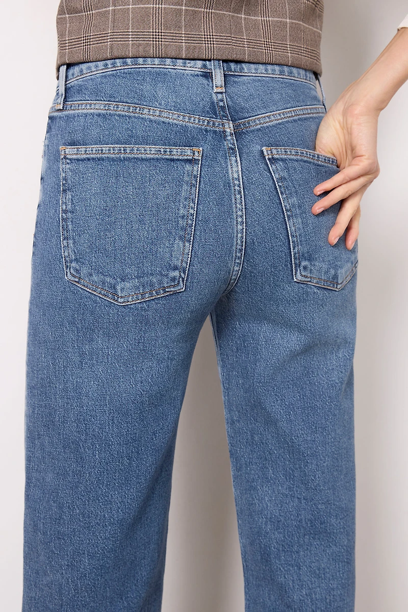 Harper Relaxed Straight