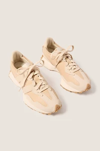 327 Sneaker