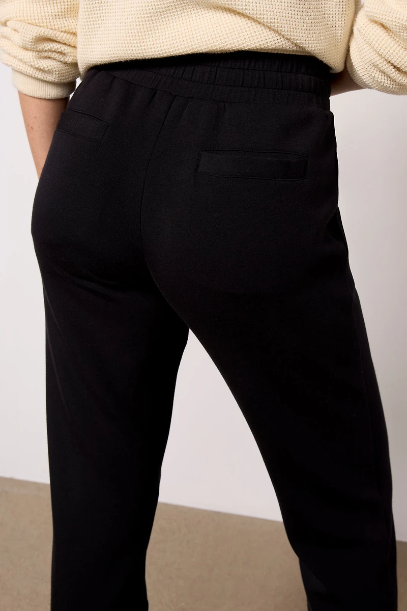 The Slim Pant 25
