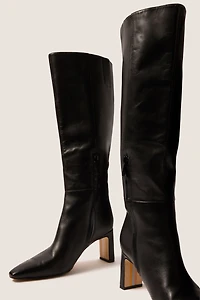 Sylvia Knee Boot