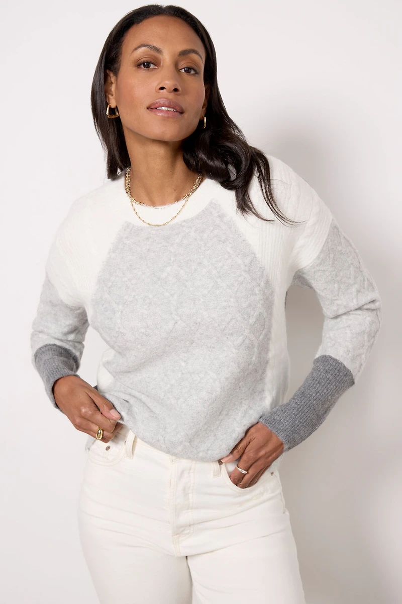 Sonya Pullover