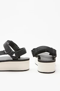 Flatform Universal Sandal