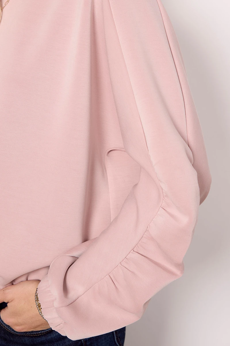 Mariana Sleek Pullover