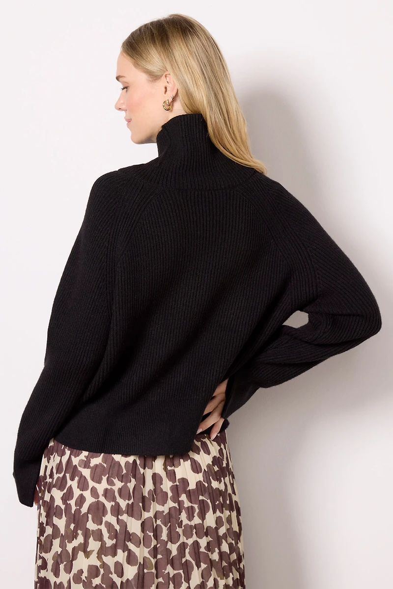Mila Turtleneck