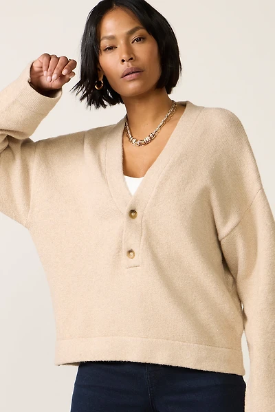 Jackson V Neck Popover