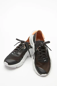 Kinetic Rnegd Float Sneaker