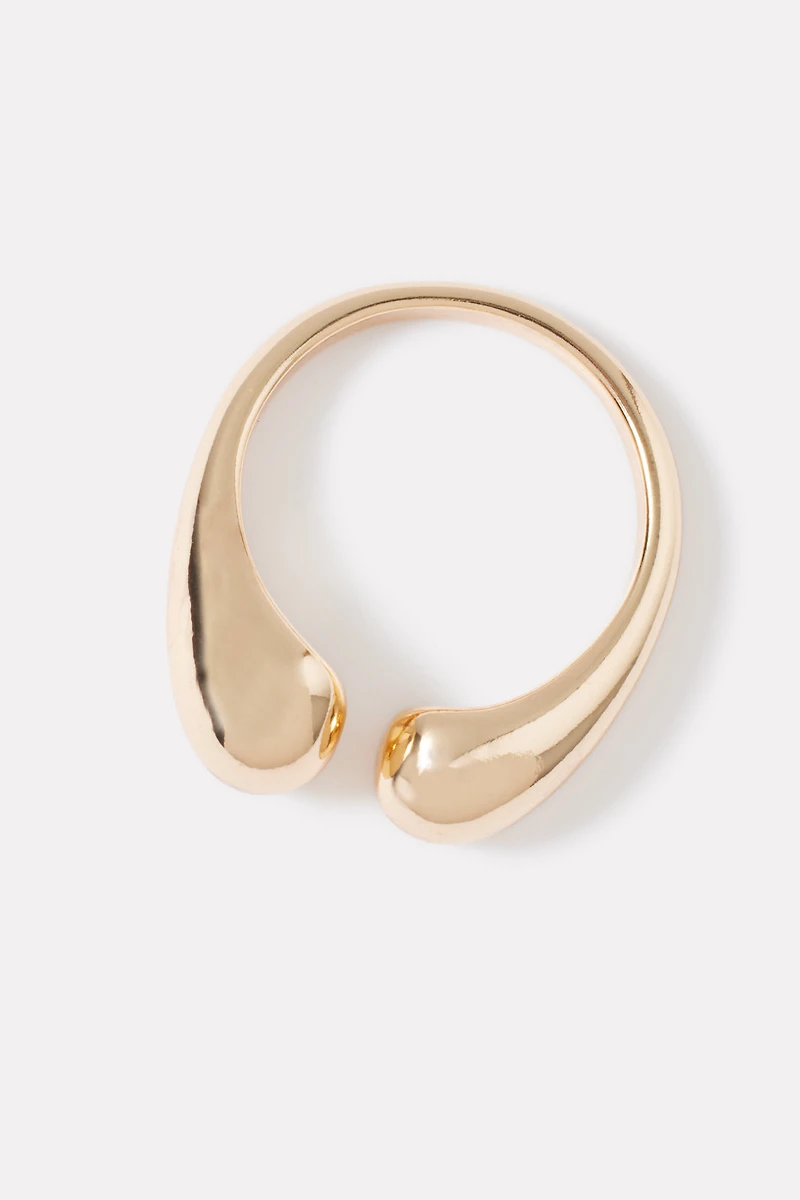 Regina Statement Ring