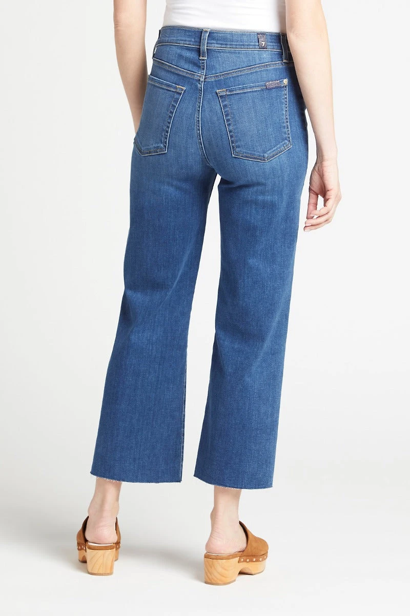 Cropped Alexa with Cut Hem