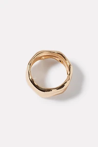 Leela Wavy Ring