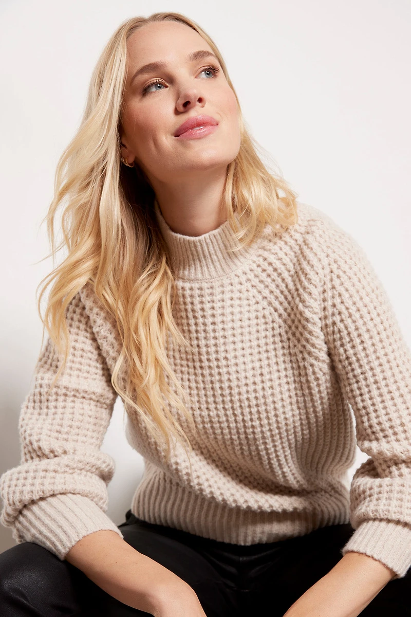 Capri Mockneck Pullover