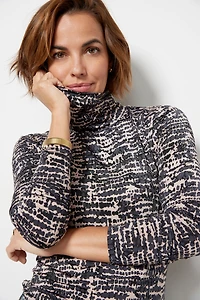 Mila Abstract Slinky Top