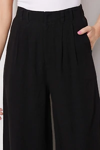 Farah Pant