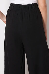 Farah Pant
