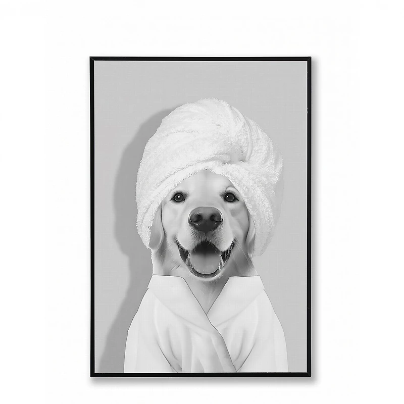 Black and white frame - Dog with towel