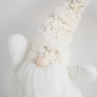 Gnome blanc avec tuque blanche et or