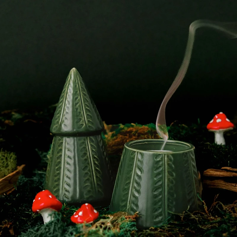 Chandelle en forme de sapin vert