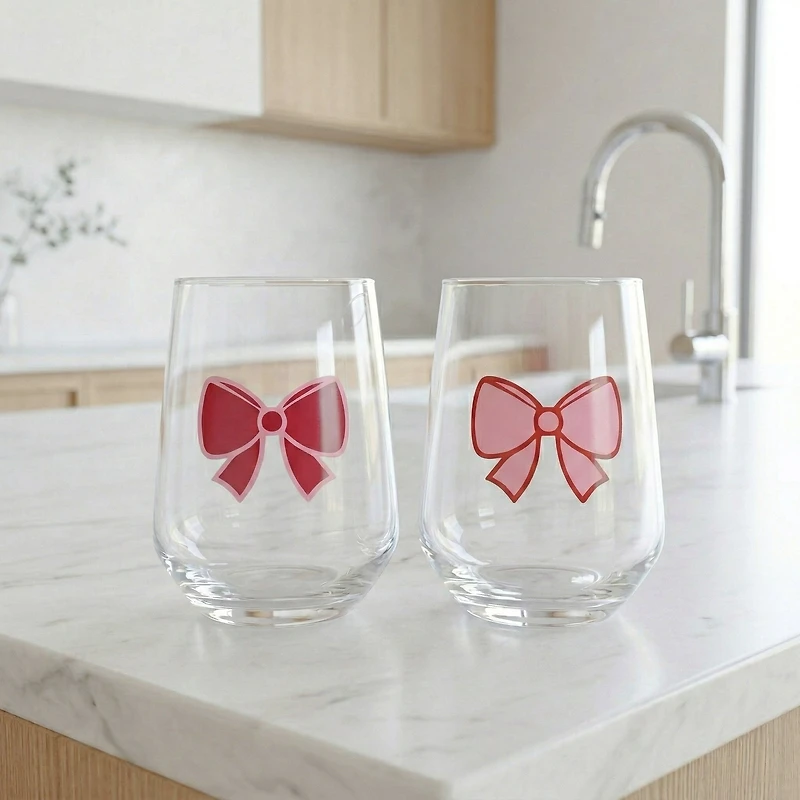 Duo of stemless wine glasses