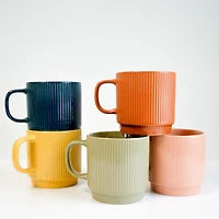 Tasse striée & empilable - Verte