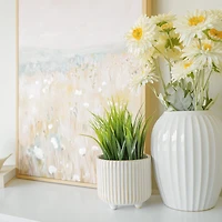 White vase - Madrid