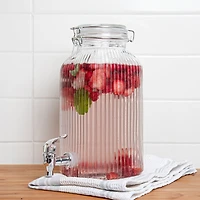 Distributeur de boisson en verre optique