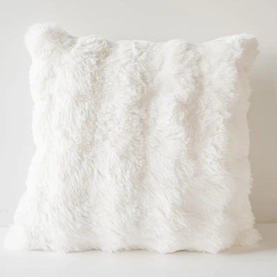 Embossed cushion - White