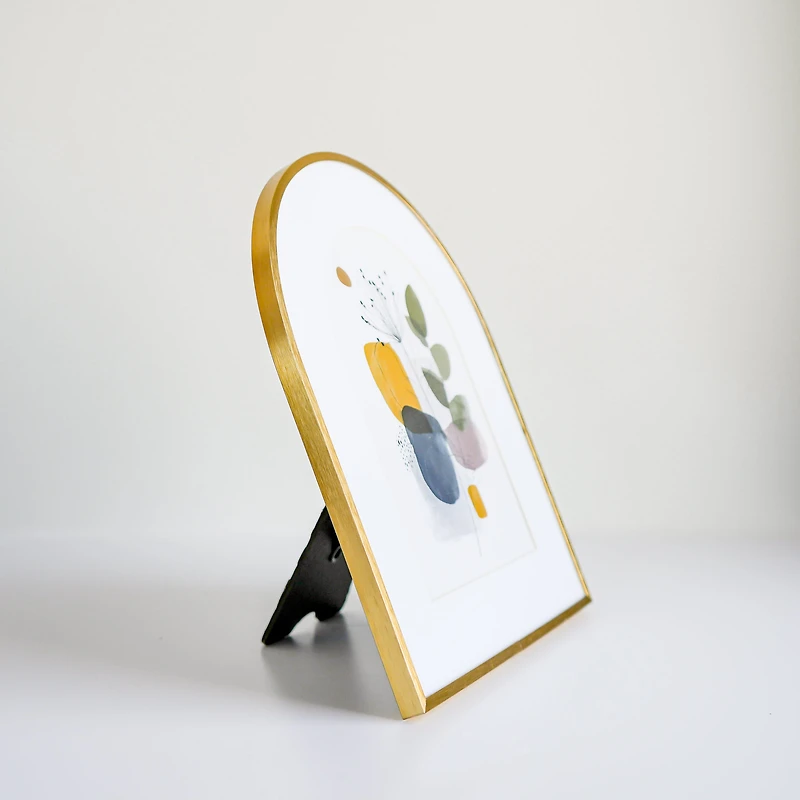 Golden arch-shaped photo frame - 5 x 7