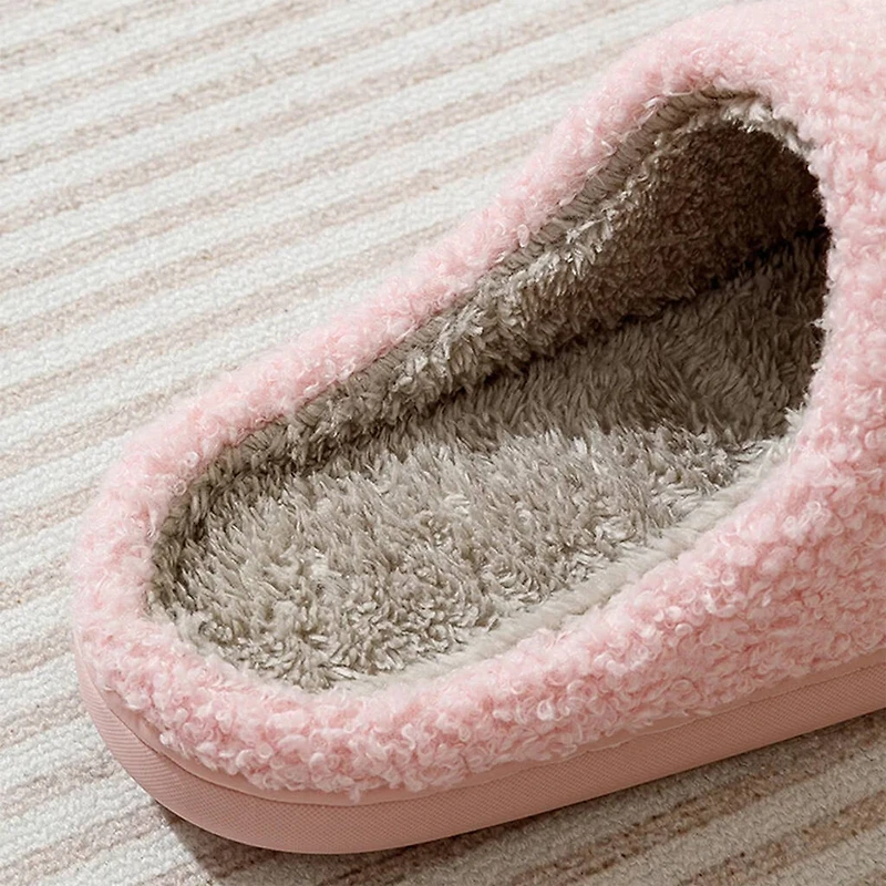 Pantoufle rose à motif - Fleur blanche