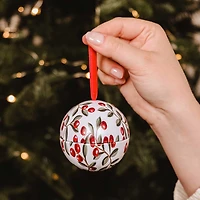 Christmas bauble candle - Spiced cranberry