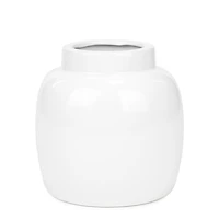 Glossy white pot