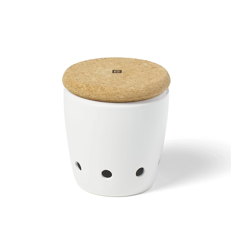 Garlic clove container