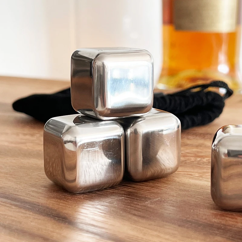 Stainless steel ice cubes (4)