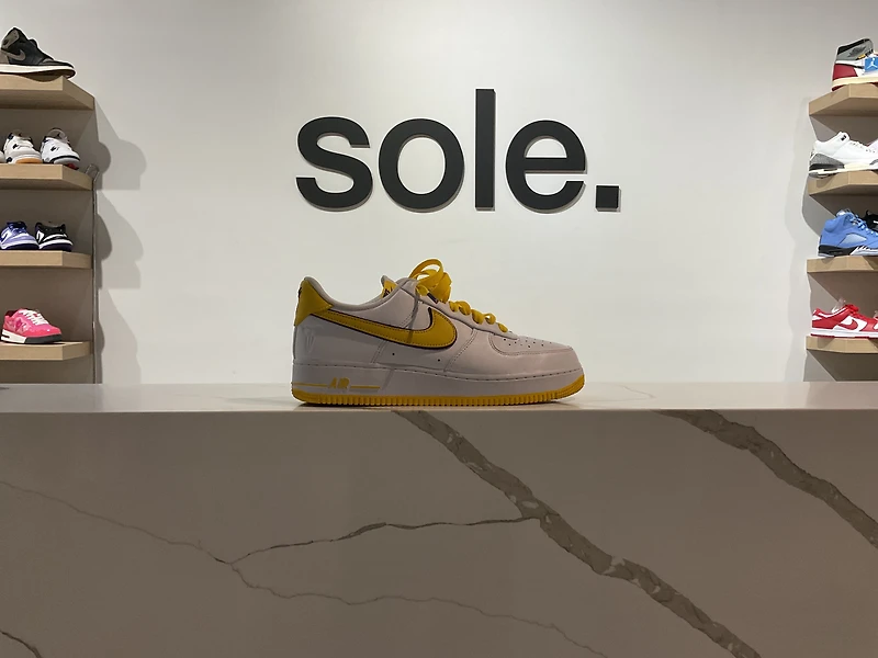Pre-Owned Kobe Bryant x Air Force 1 Low Retro QS 'Lakers Home'