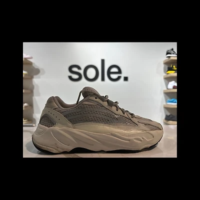 Pre-Owned Yeezy Boost 700 V2 'Static' 2023