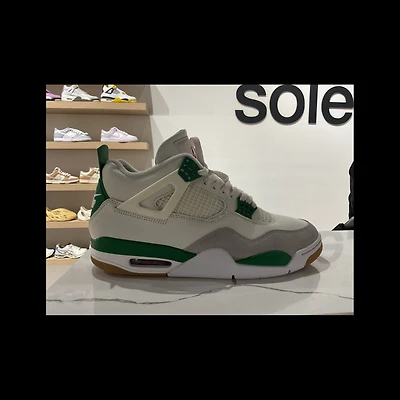 Pre-Owned Nike SB x Air Jordan 4 Retro SP 'Pine Green'